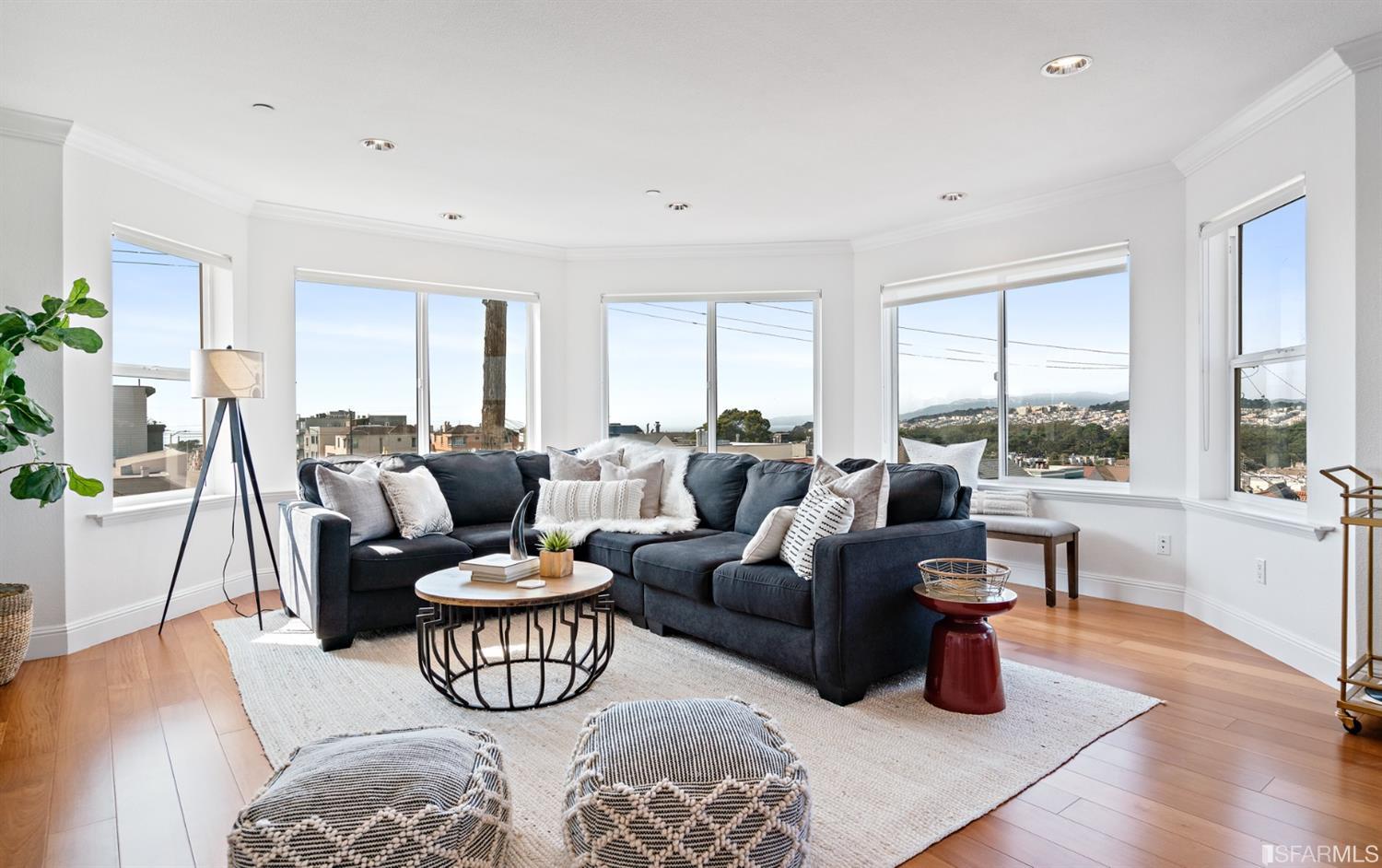 1408 31st Avenue Unit: 403