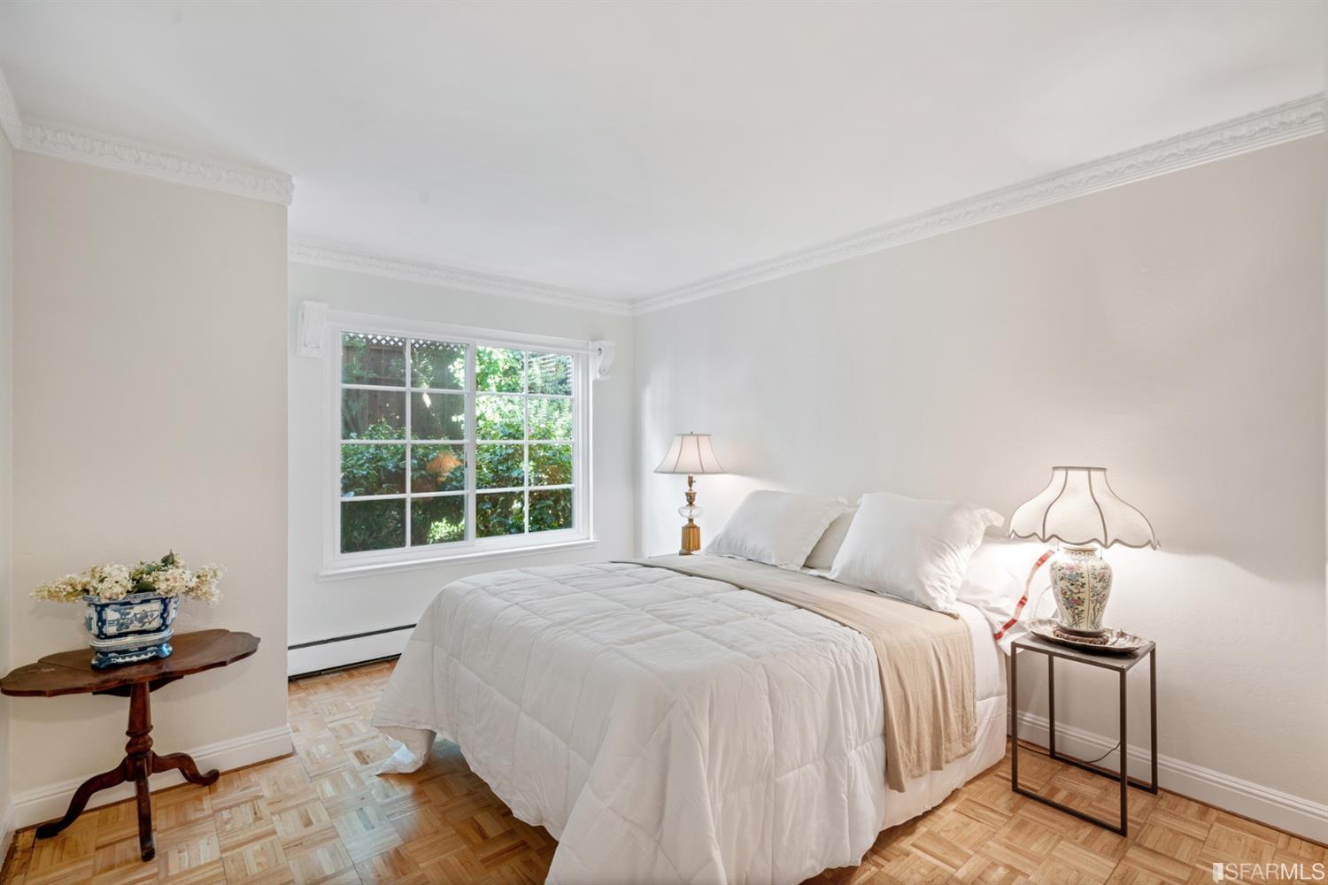 2924 Sacramento Street