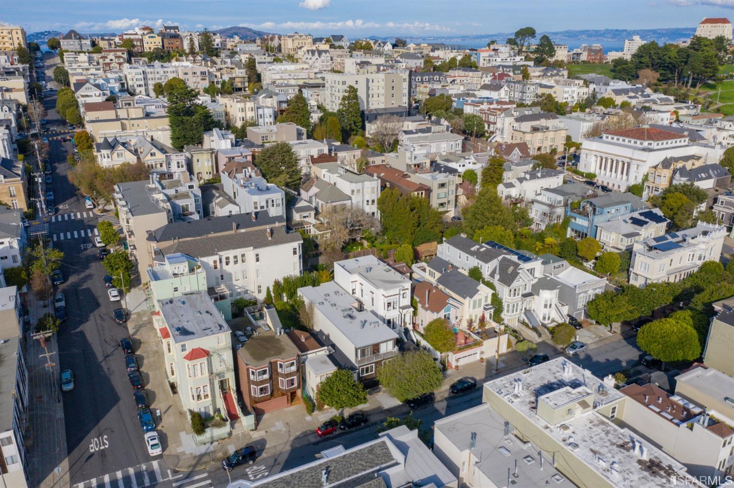 2924 Sacramento Street