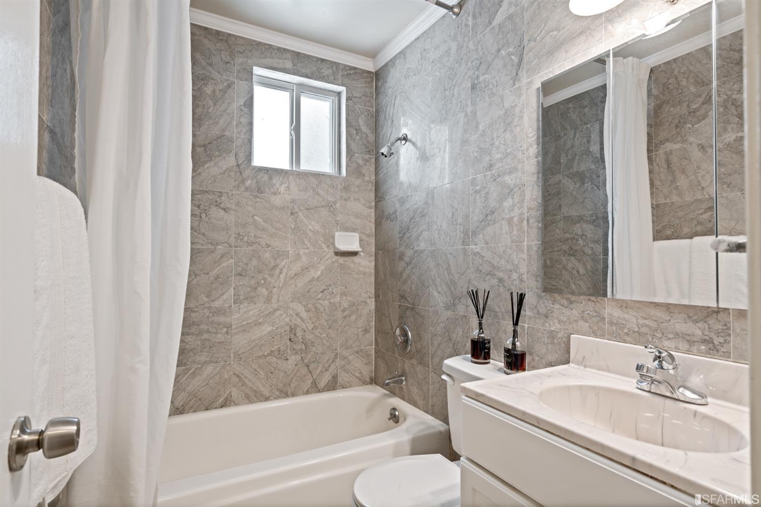 2924 Sacramento Street