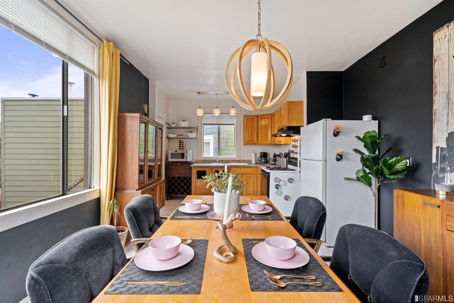 1126 Hampshire Street