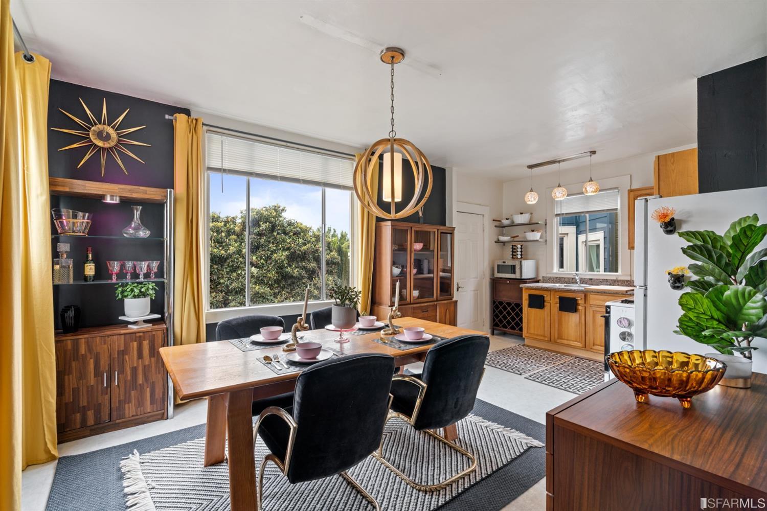 1126 Hampshire Street