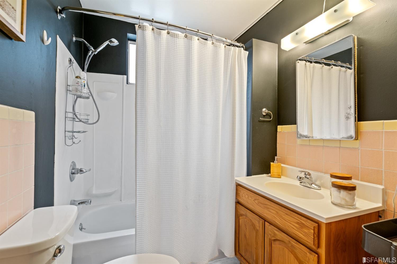 1126 Hampshire Street