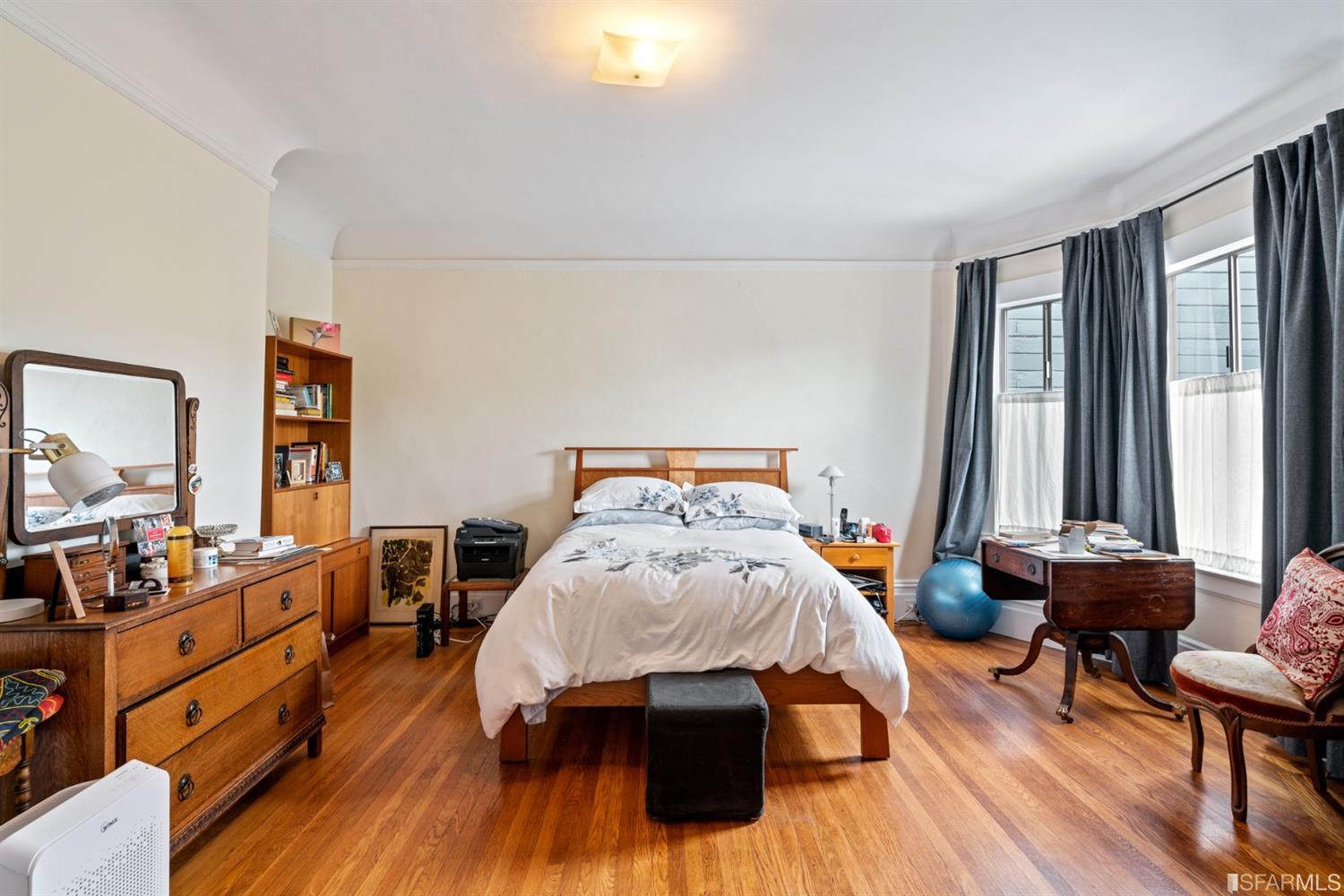 1126 Hampshire Street