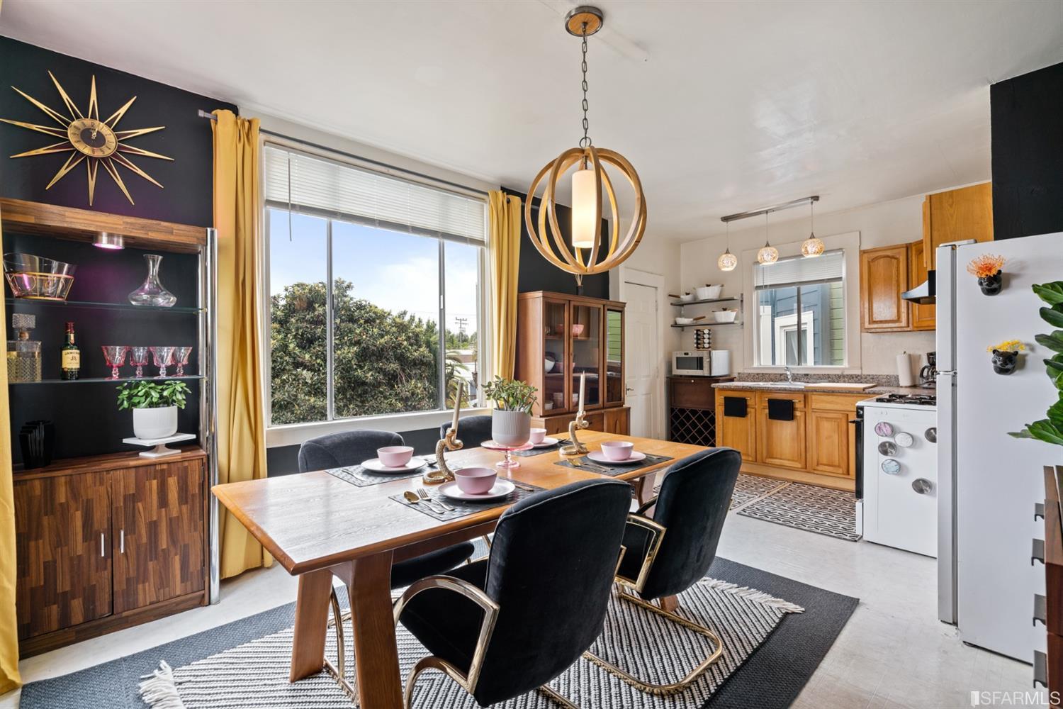 1126 Hampshire Street