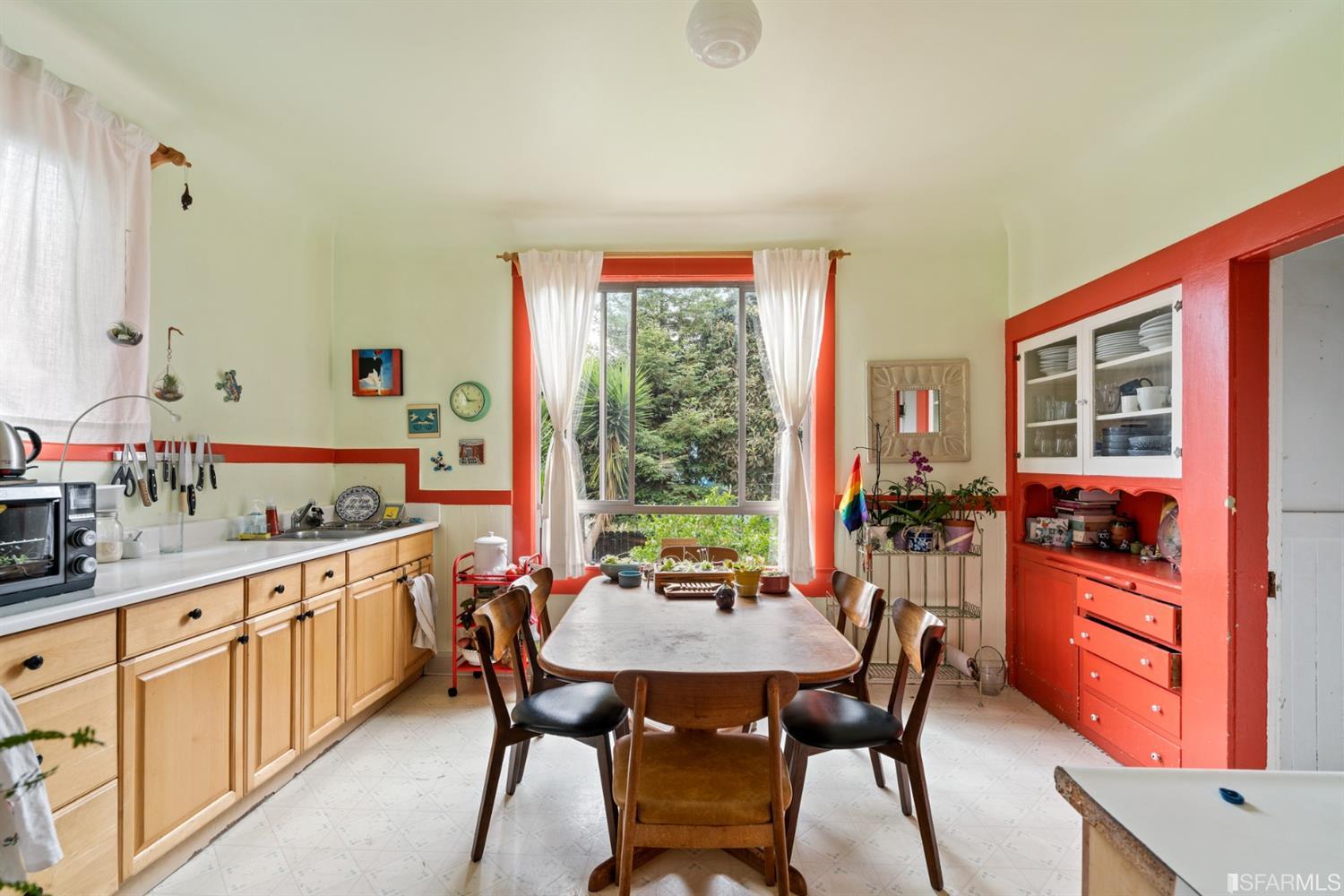 1126 Hampshire Street