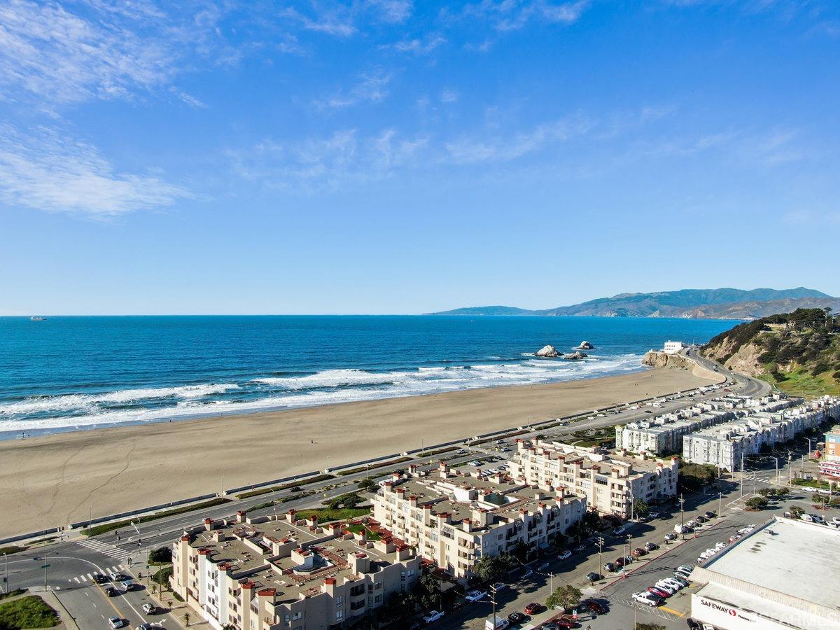 825 La Playa Street Unit: 125