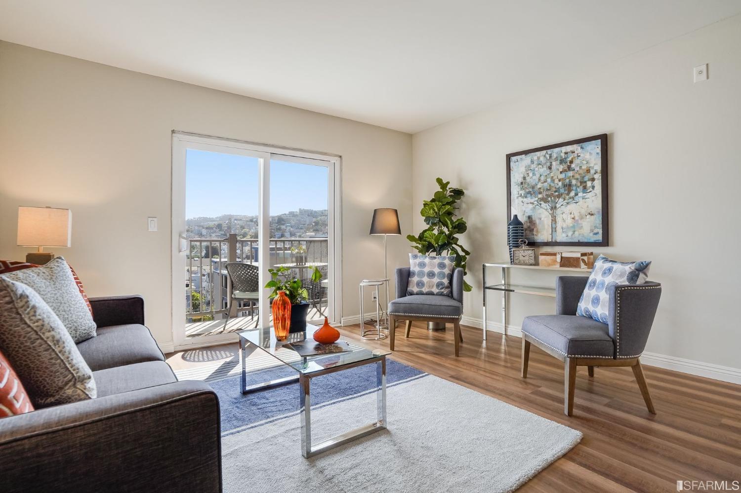 4096 17th Street Unit: 315