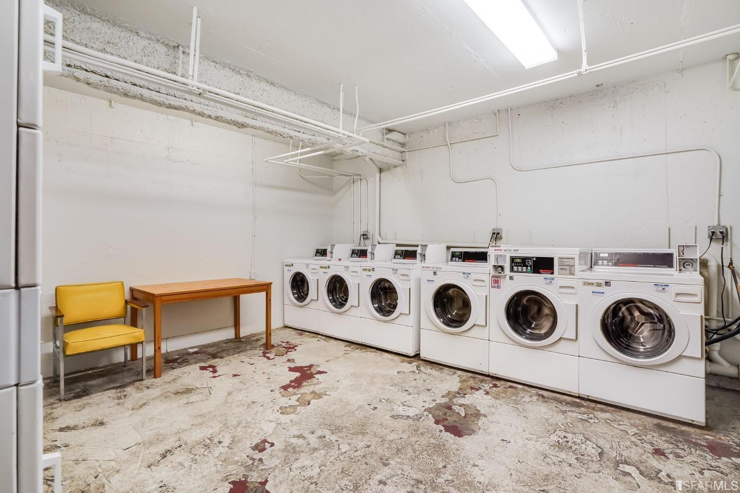 4096 17th Street Unit: 315