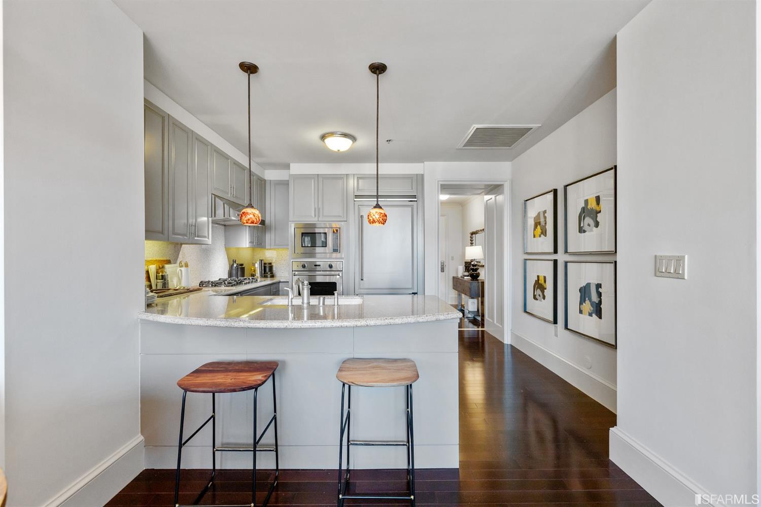 690 Market Street Unit: 1802