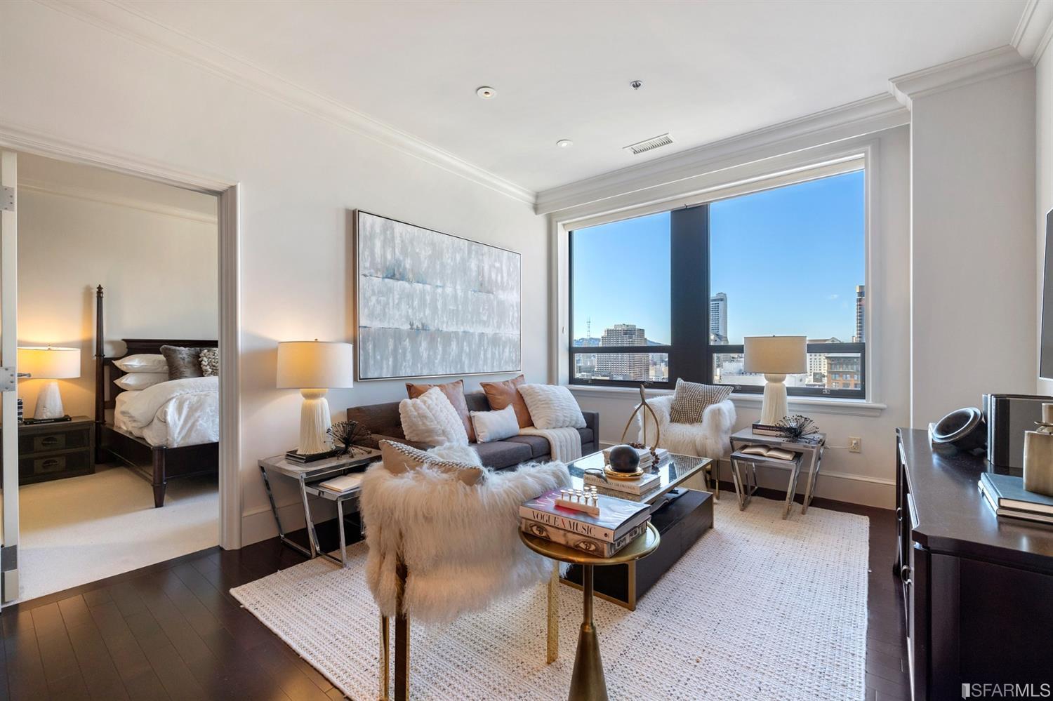 690 Market Street Unit: 1802