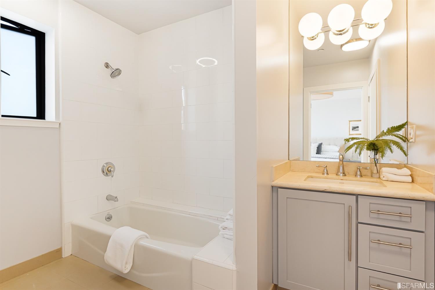 776 Tehama Street Unit: 14