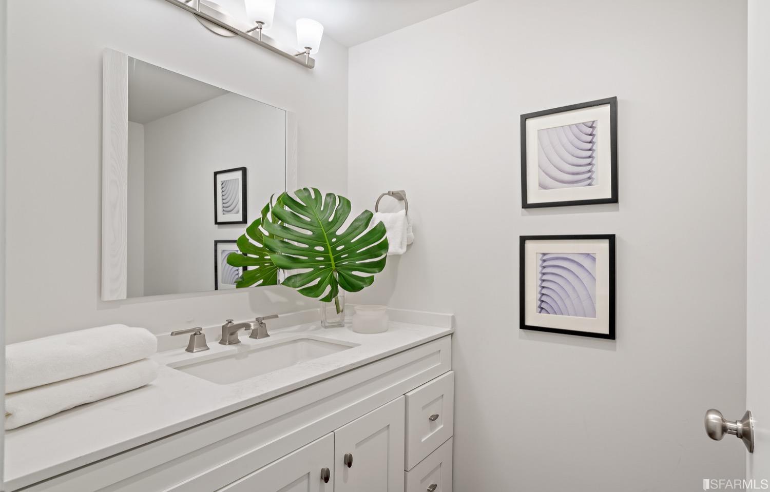 1635 Chestnut Street