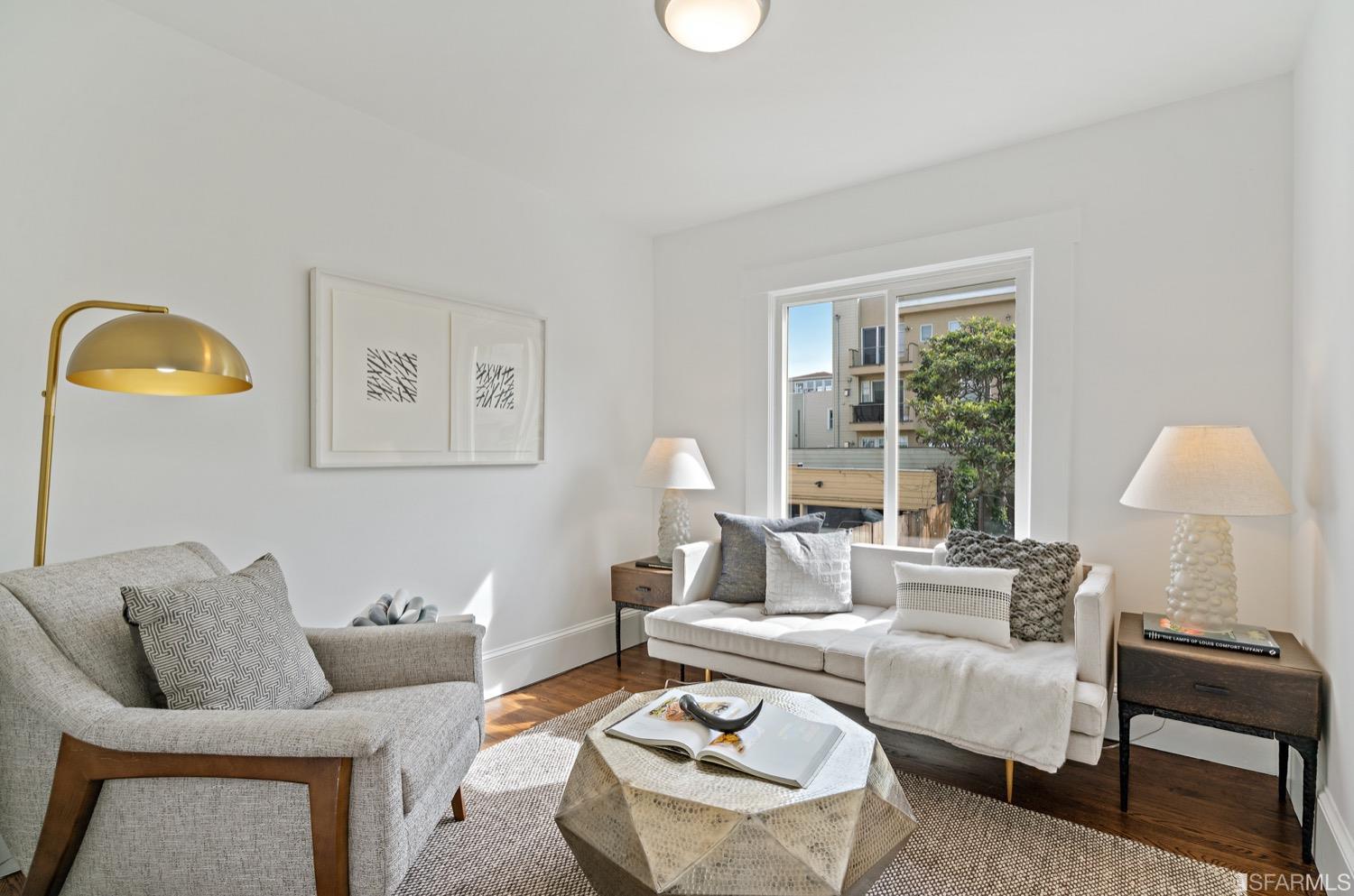 1635 Chestnut Street