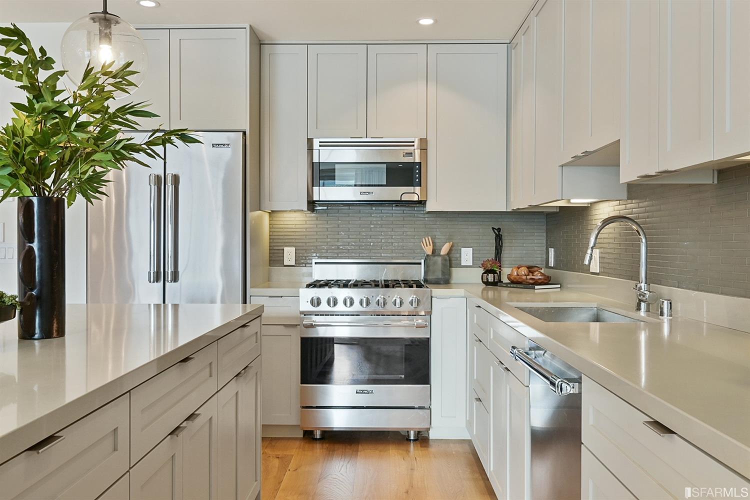 3133 24th Street Unit: 5