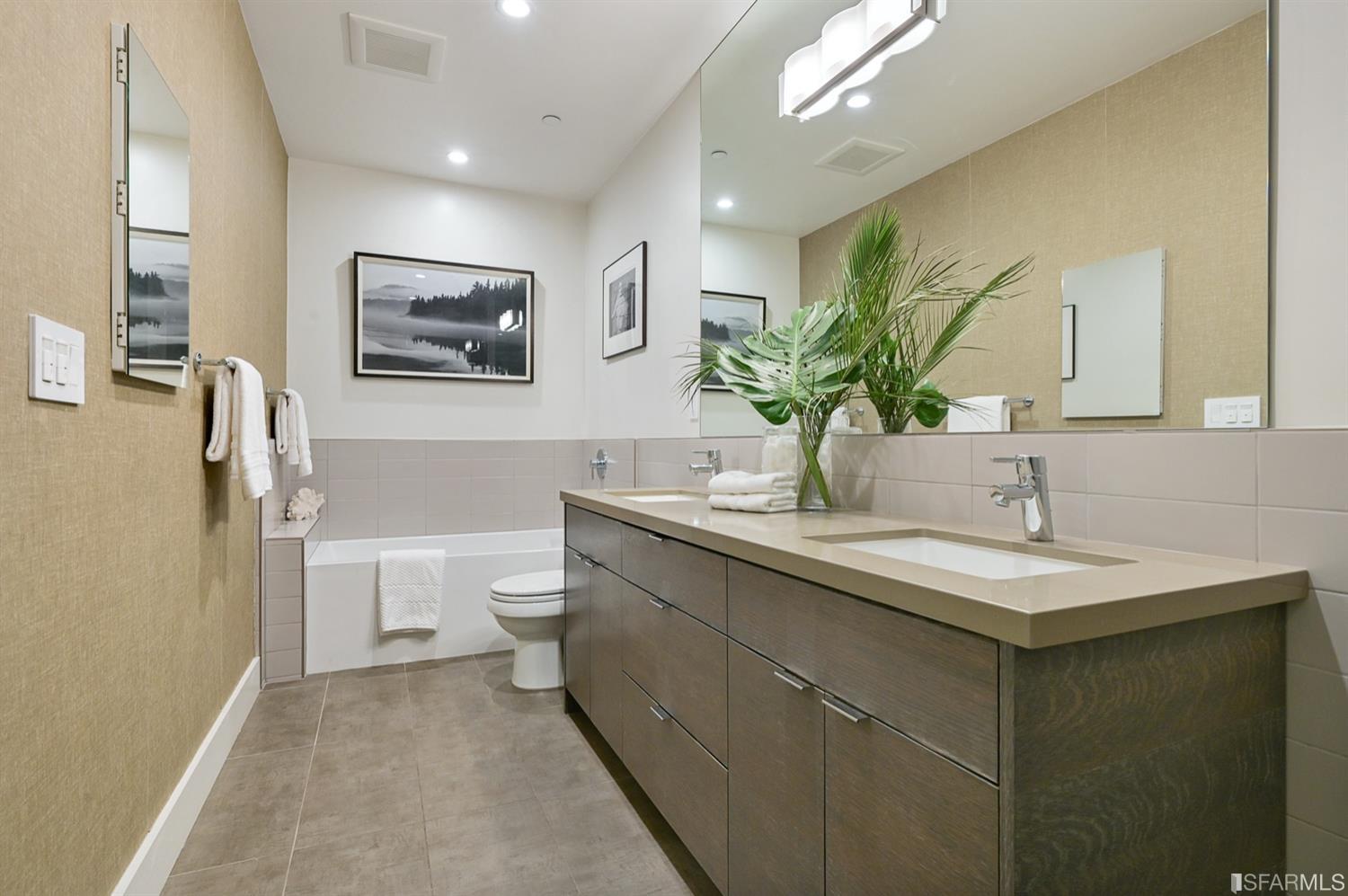 3133 24th Street Unit: 5