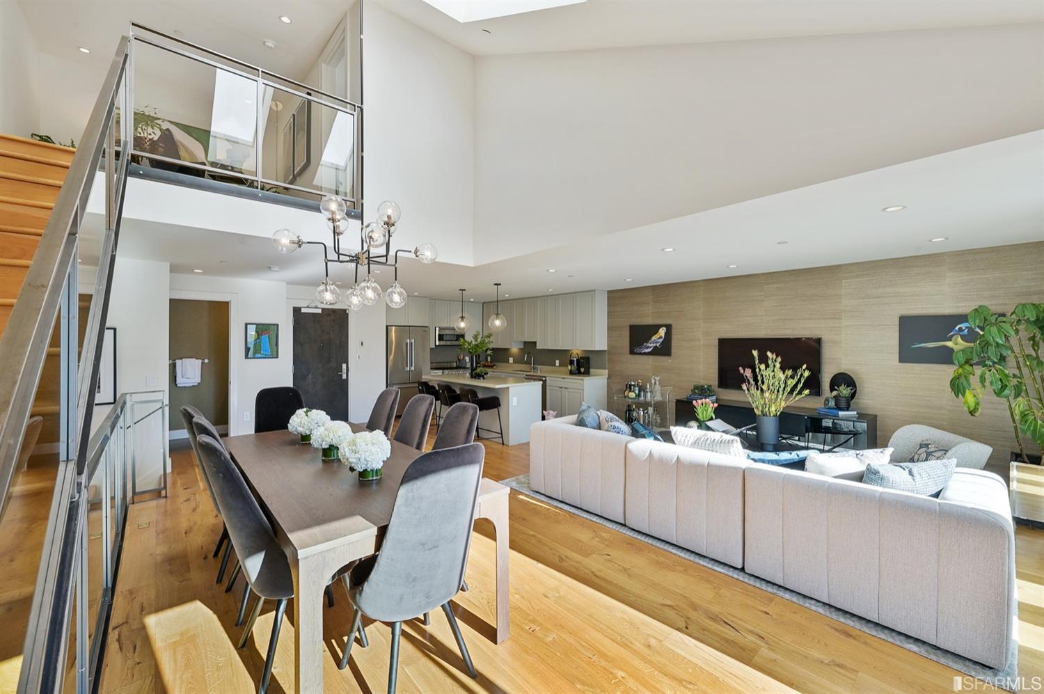 3133 24th Street Unit: 5