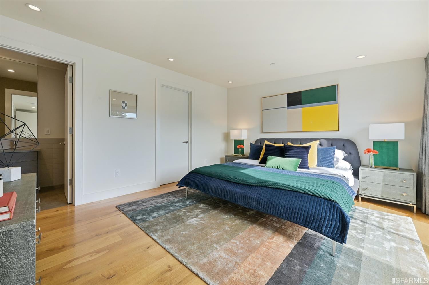 3133 24th Street Unit: 5