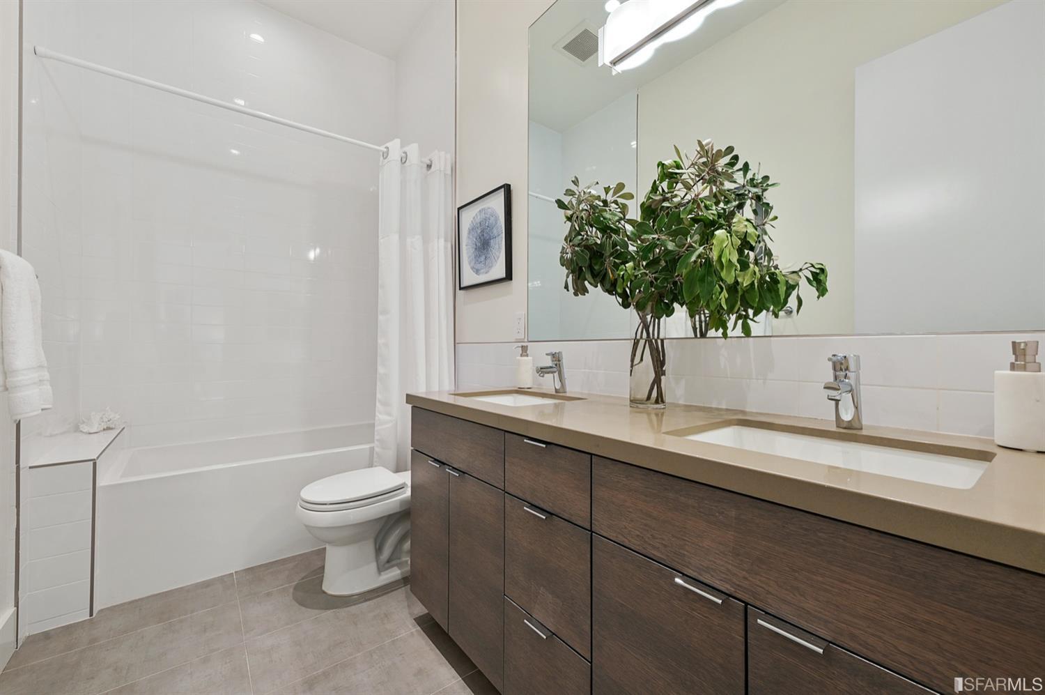 3133 24th Street Unit: 5