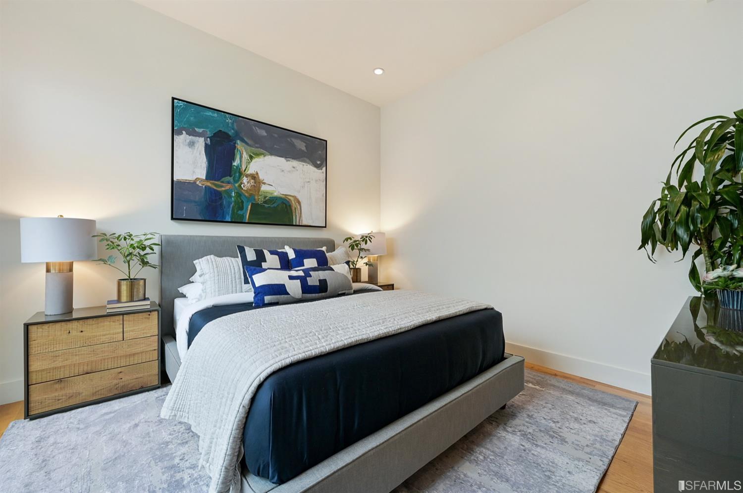 3133 24th Street Unit: 5