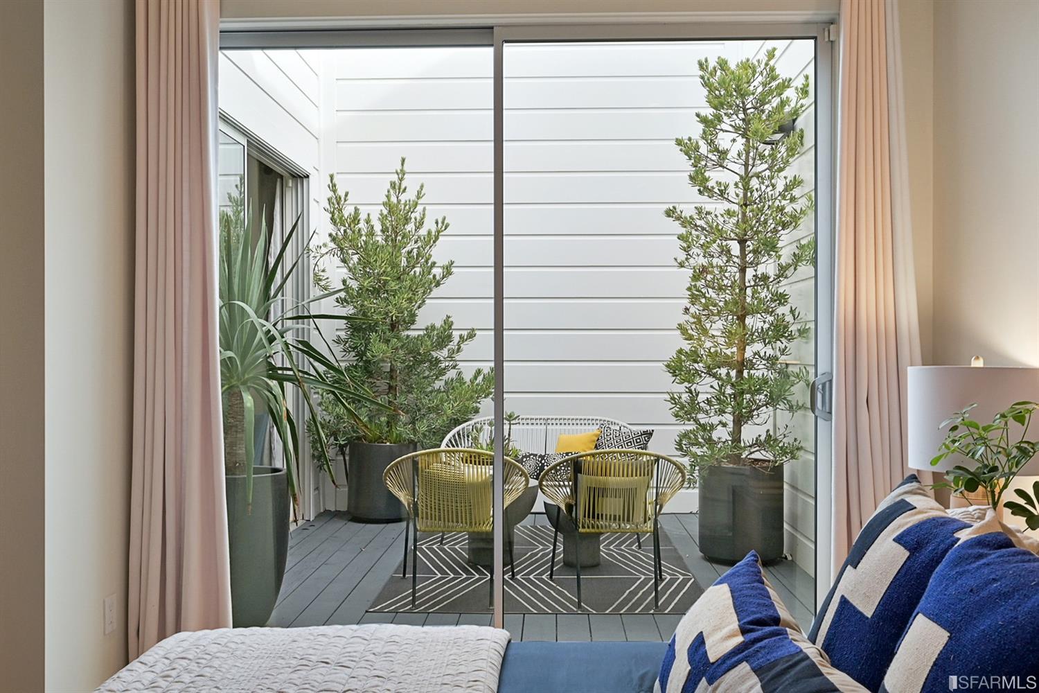 3133 24th Street Unit: 5