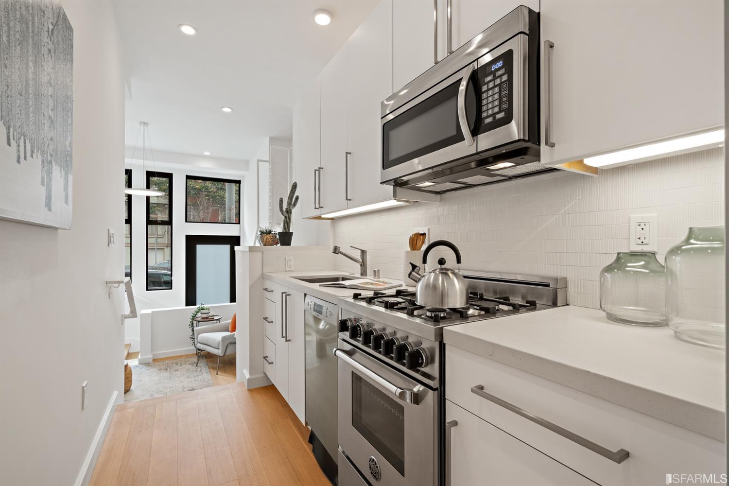 1282 Hayes Street Unit: 101