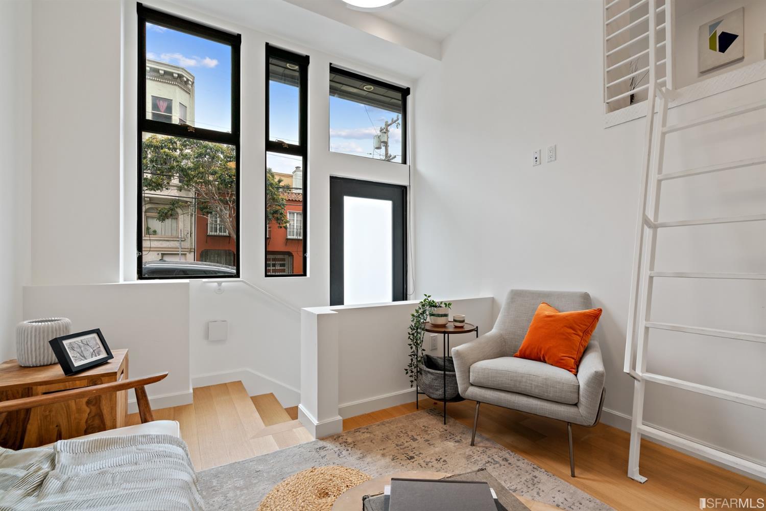 1282 Hayes Street Unit: 101