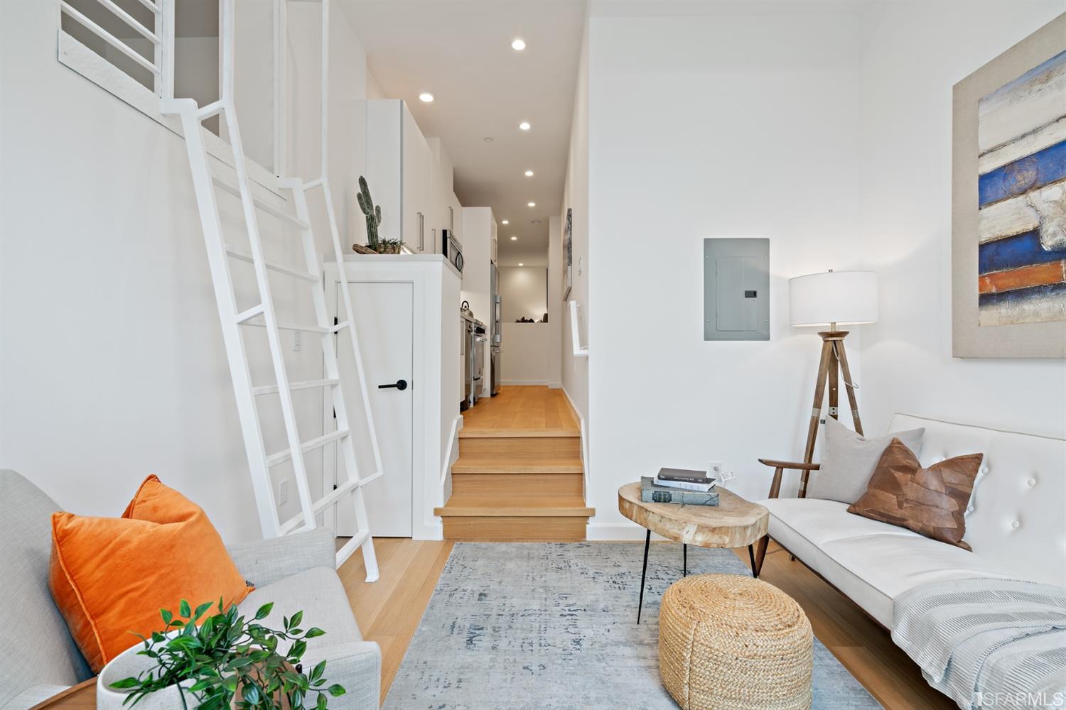 1282 Hayes Street Unit: 101