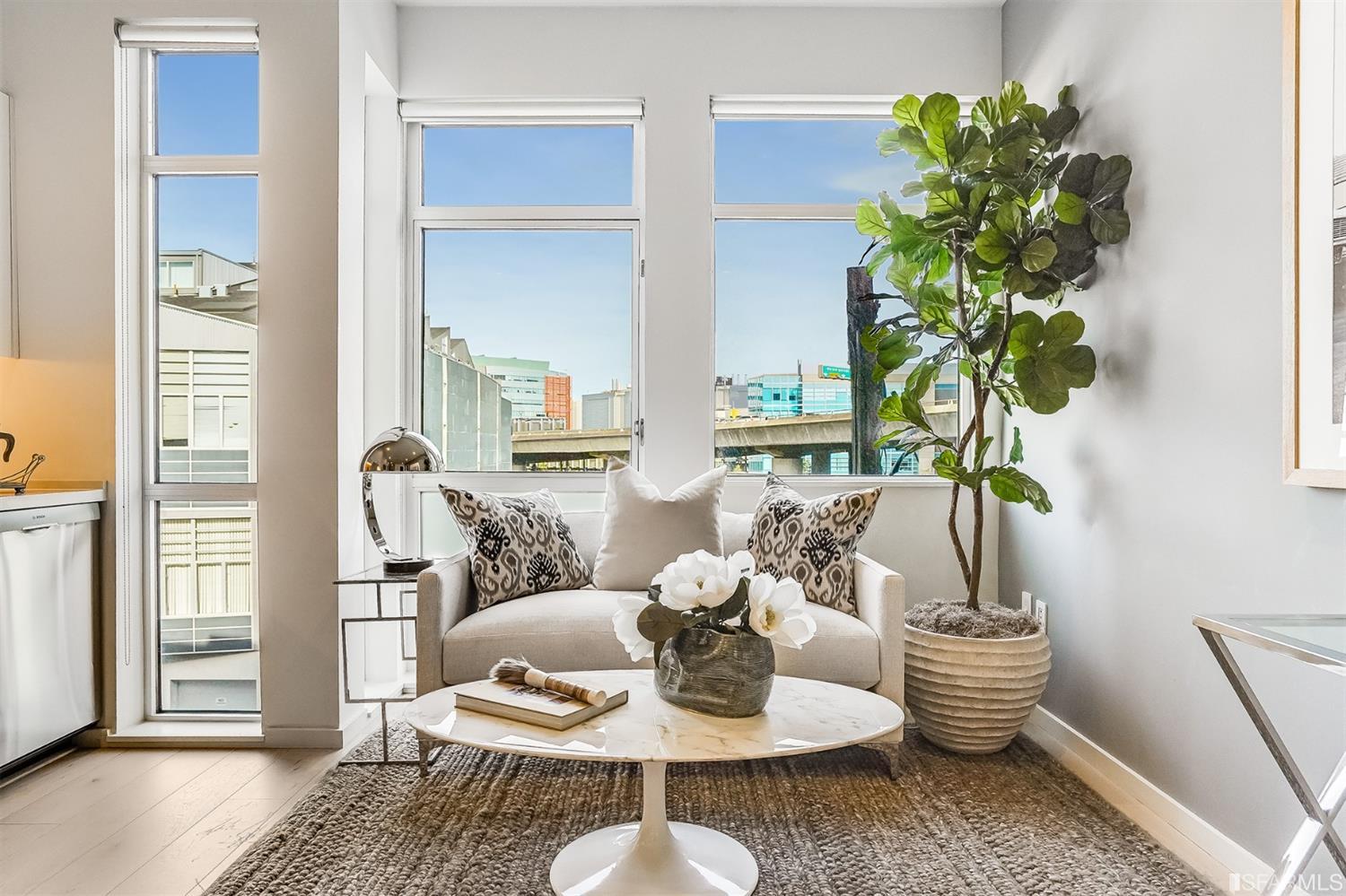 1001 17th Street Unit: 303