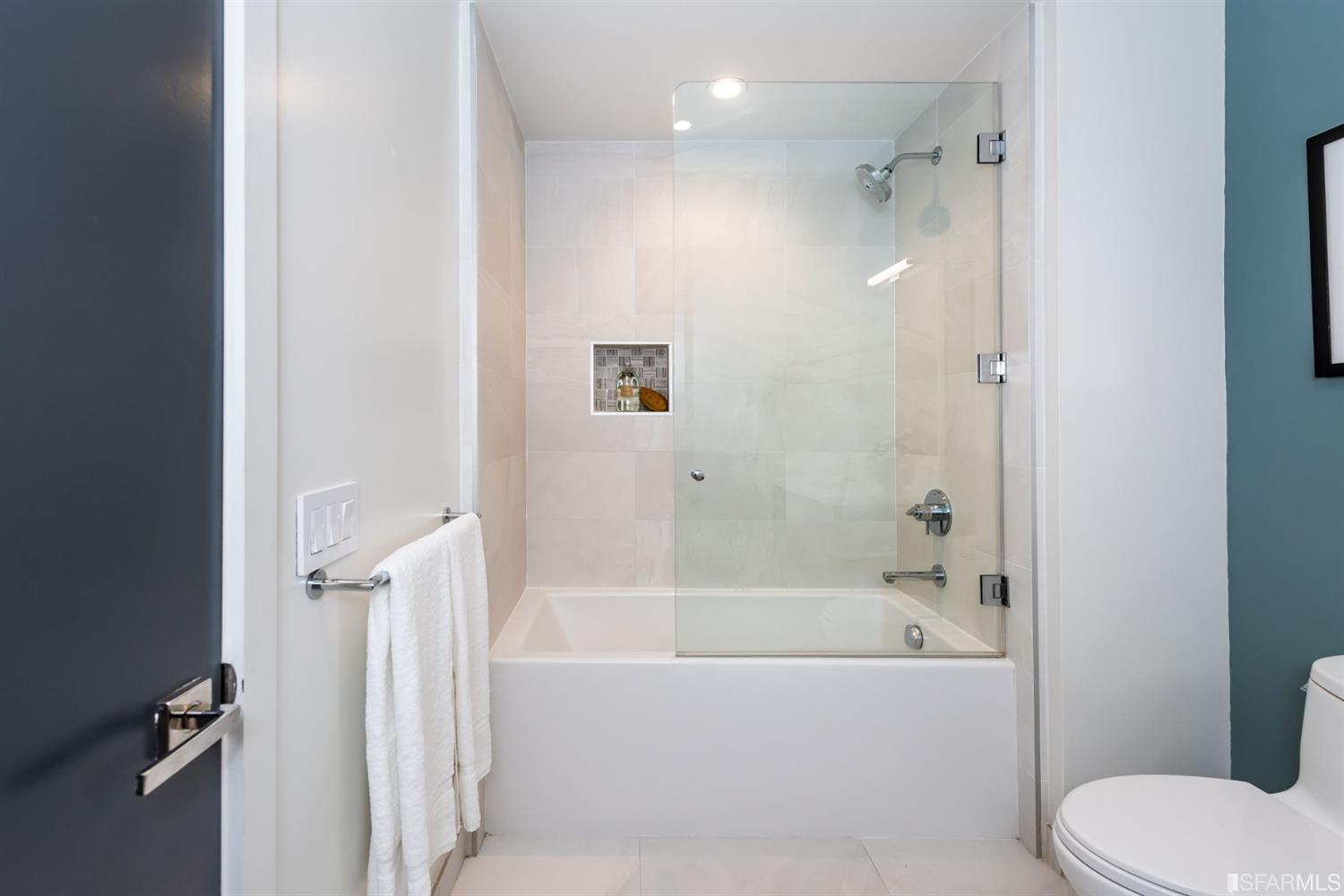 1001 17th Street Unit: 303