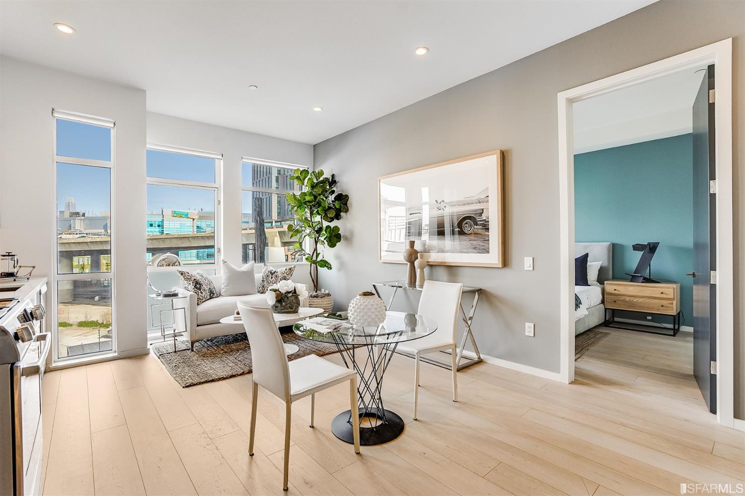 1001 17th Street Unit: 303