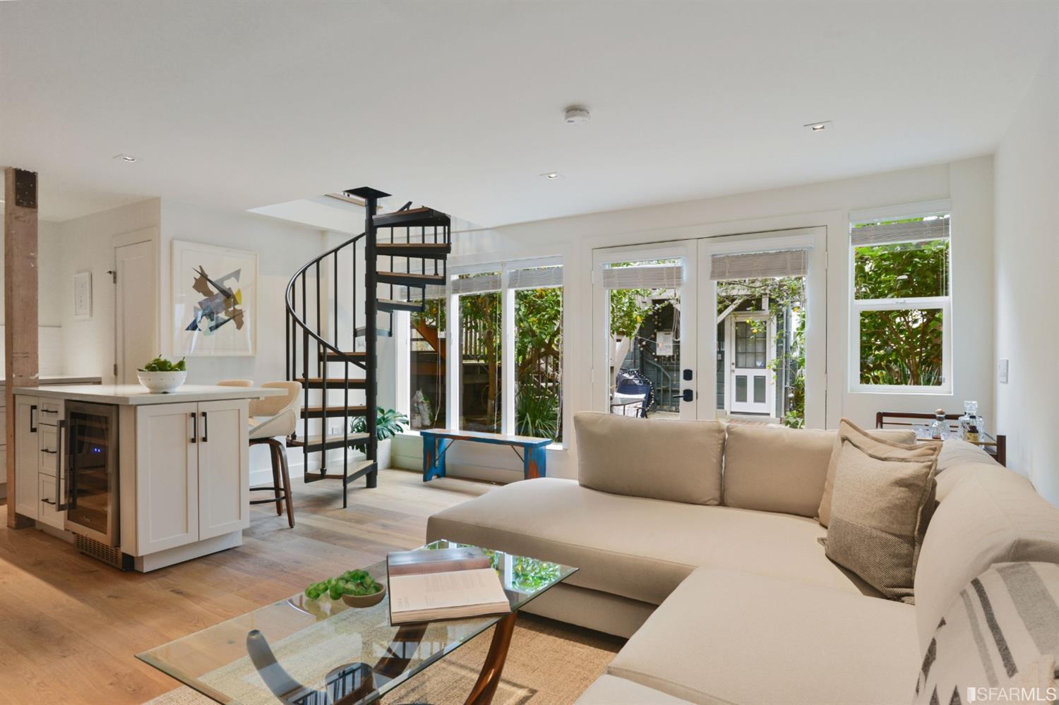 1384 Florida Street Unit: B