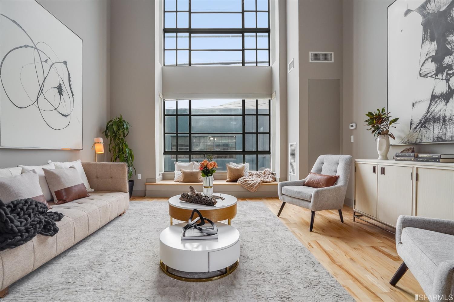 590 6th Street Unit: 212