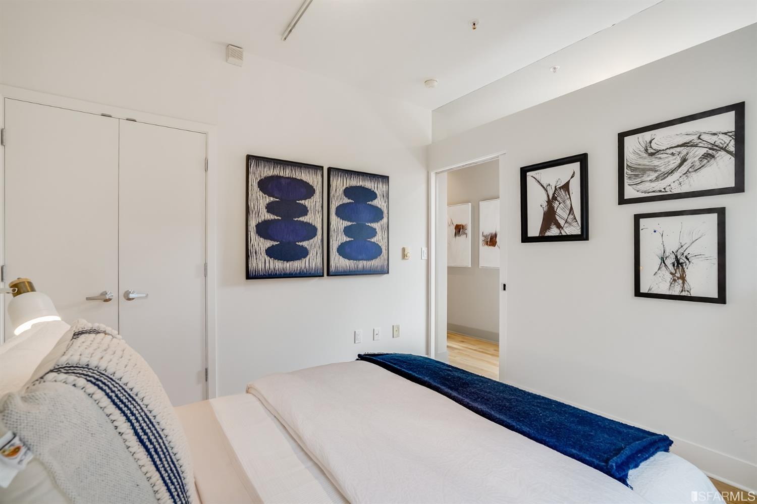 590 6th Street Unit: 212