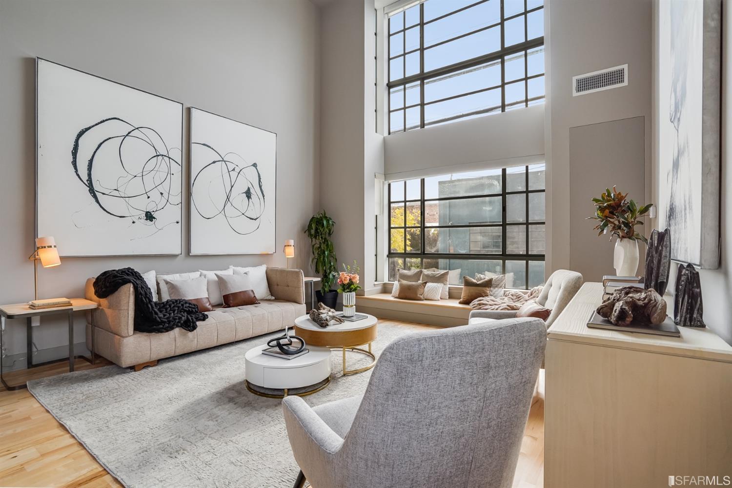 590 6th Street Unit: 212