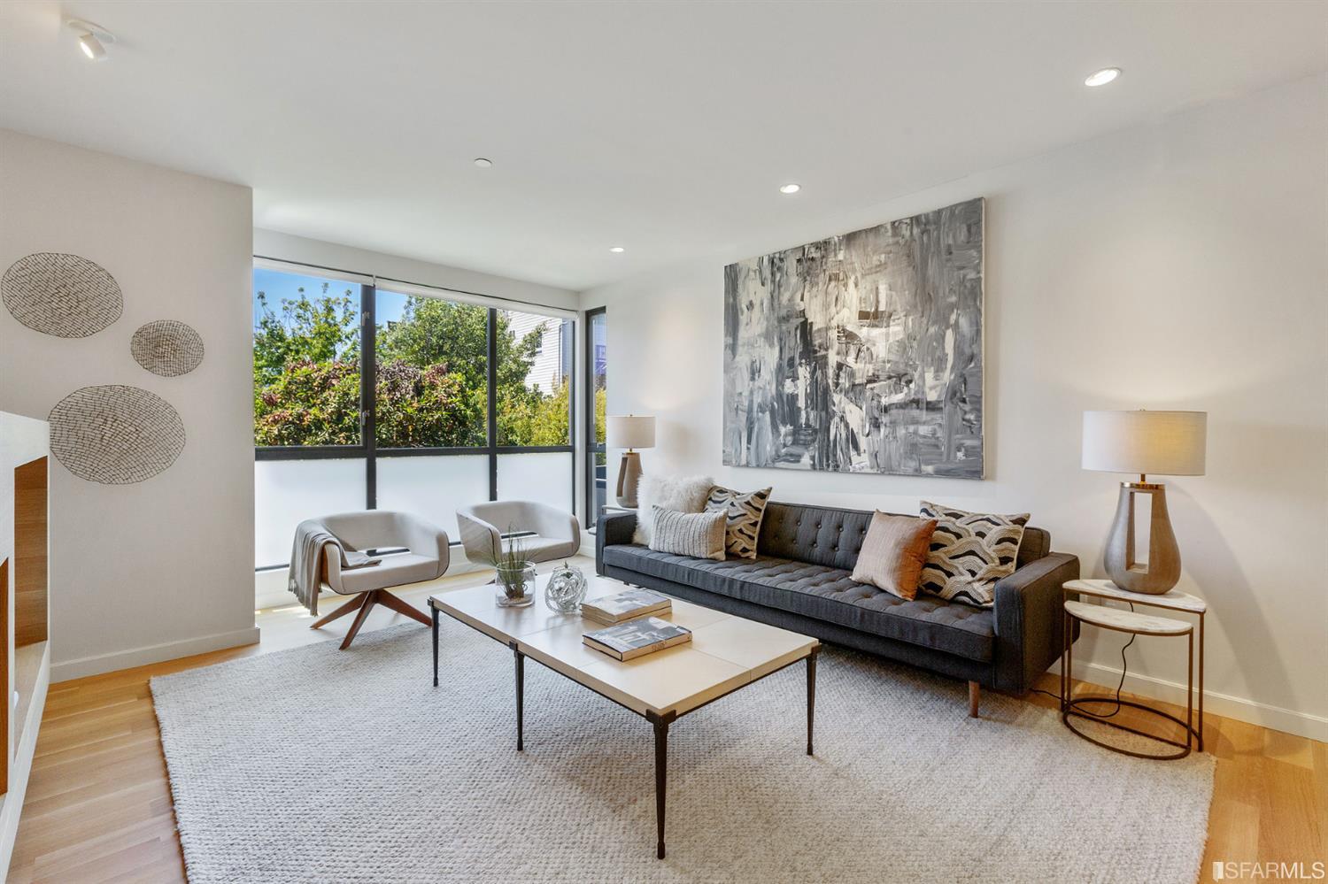 858 Capp Street Unit: 4