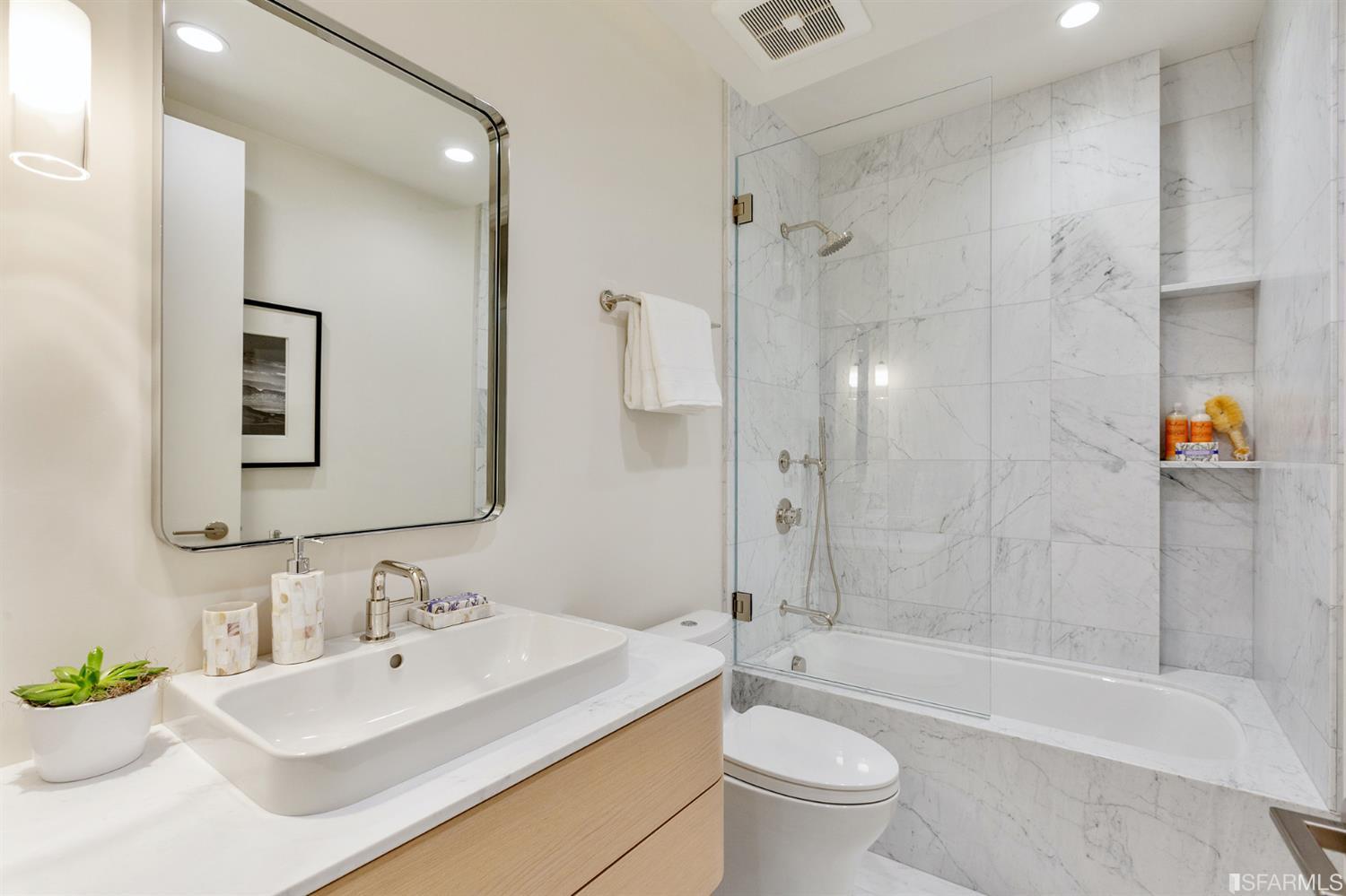 858 Capp Street Unit: 4