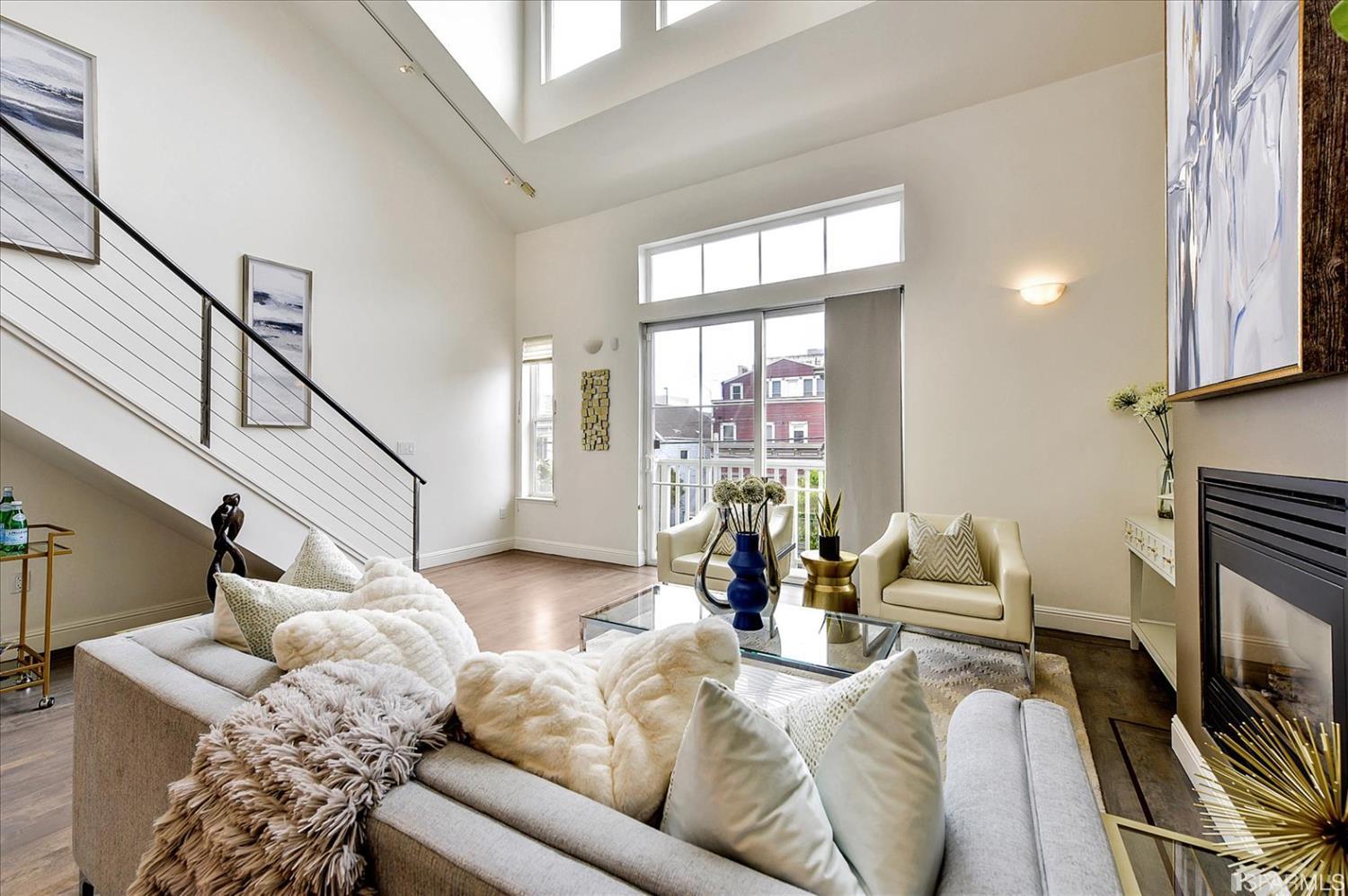 2488 Sutter Street Unit: 2