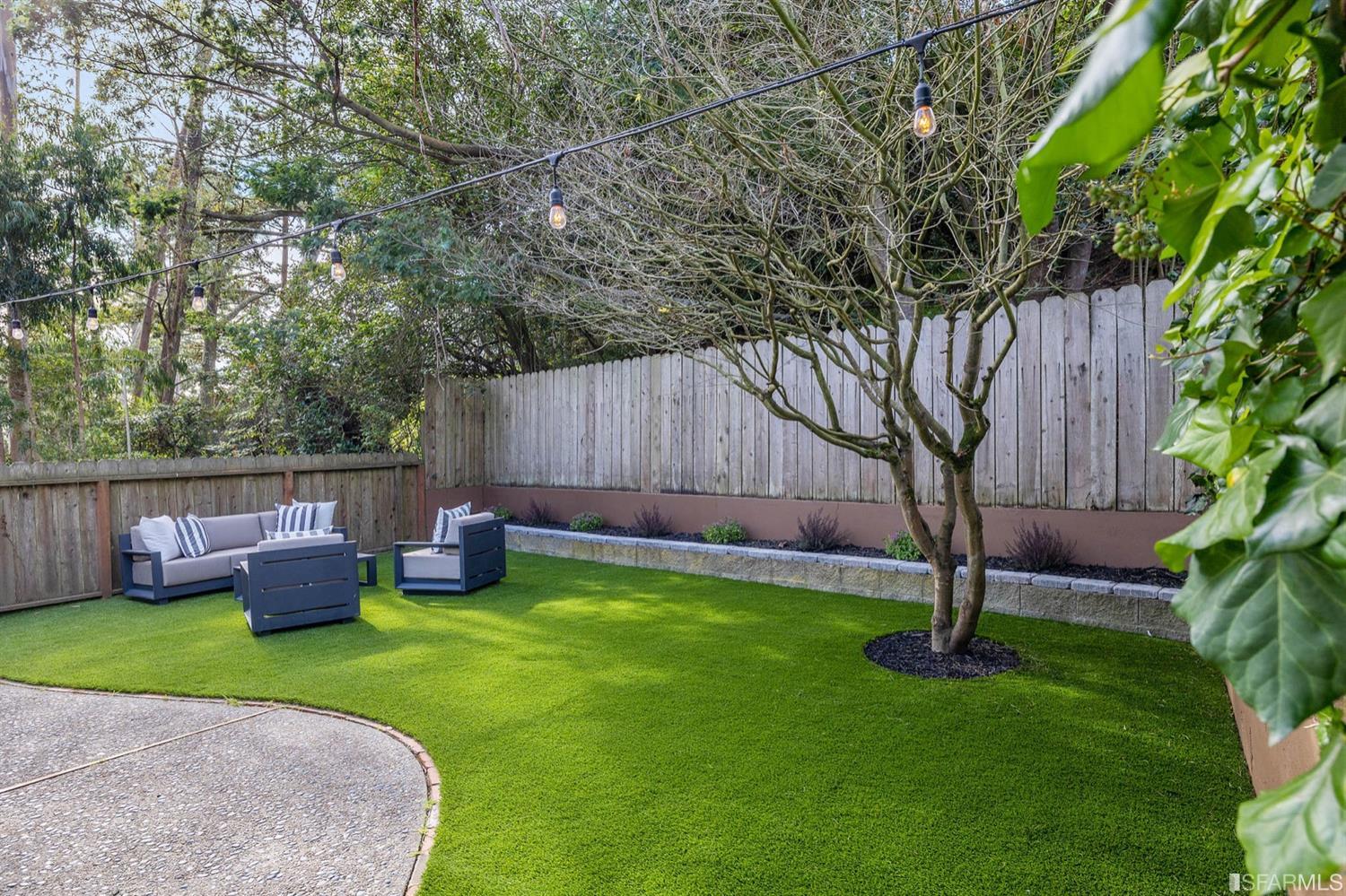 180 Forest Knolls Drive