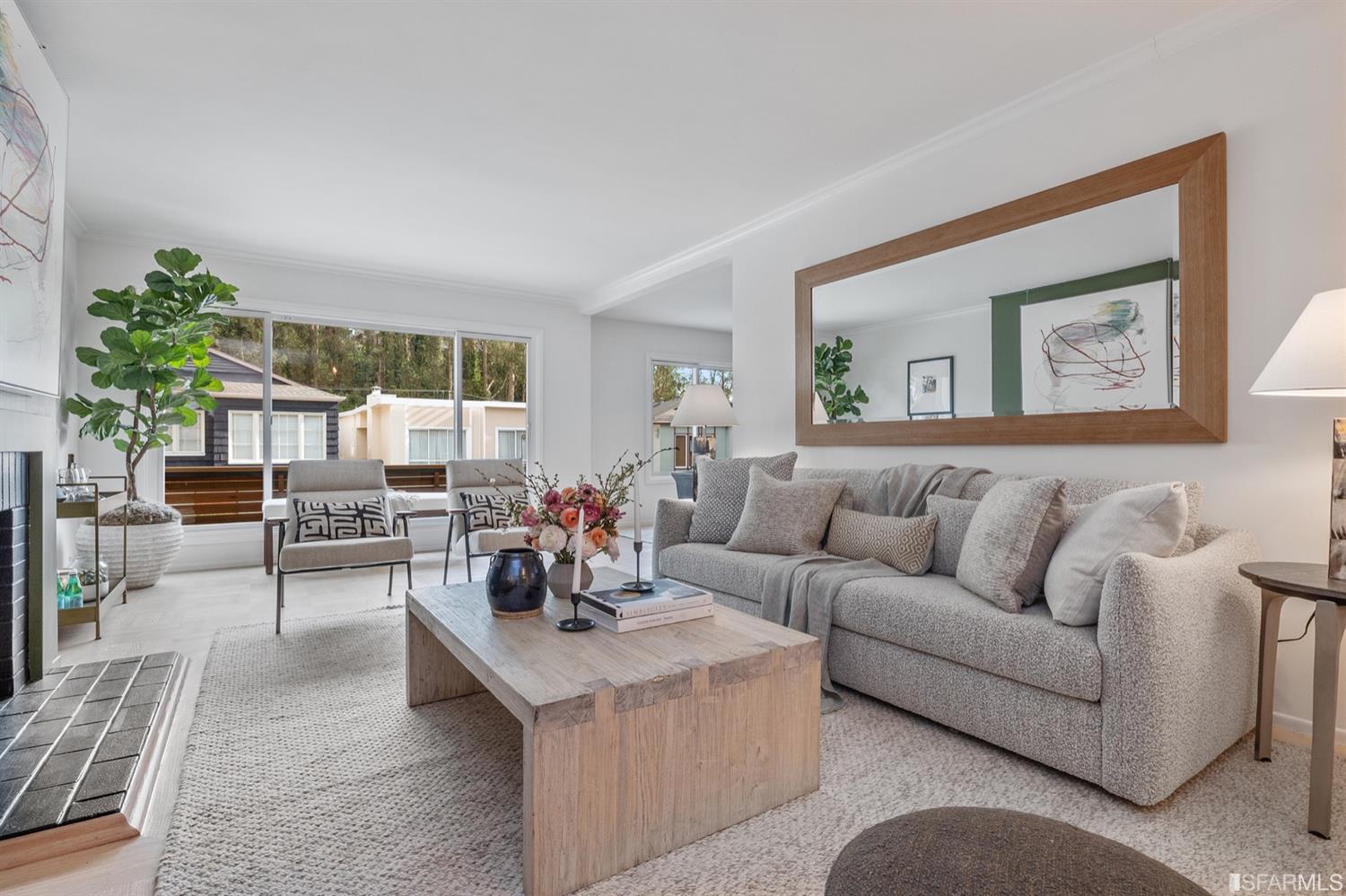 180 Forest Knolls Drive