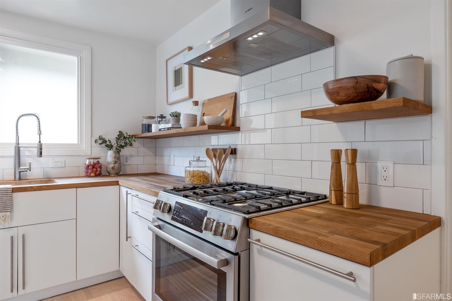 180 Forest Knolls Drive