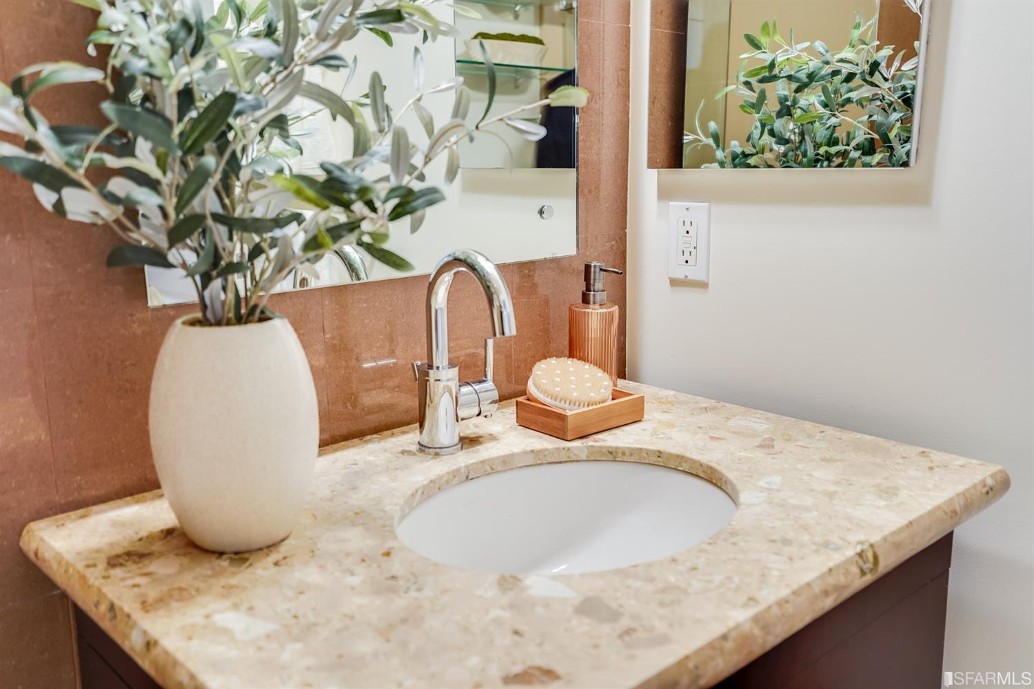 77 Van Ness Avenue Unit: 707