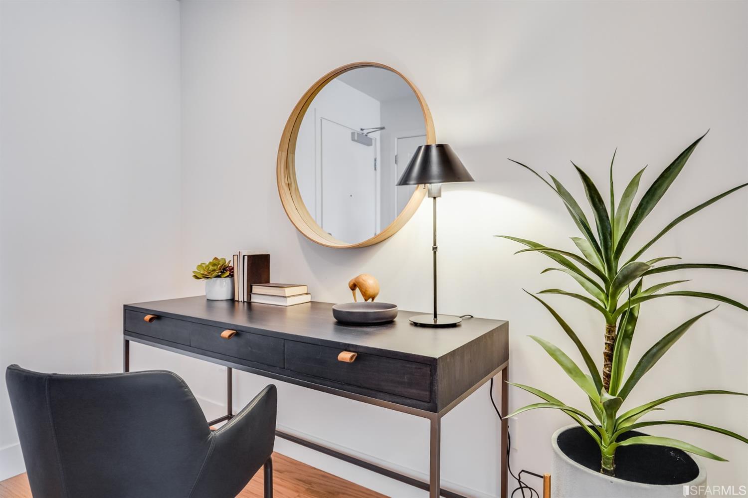 77 Van Ness Avenue Unit: 707