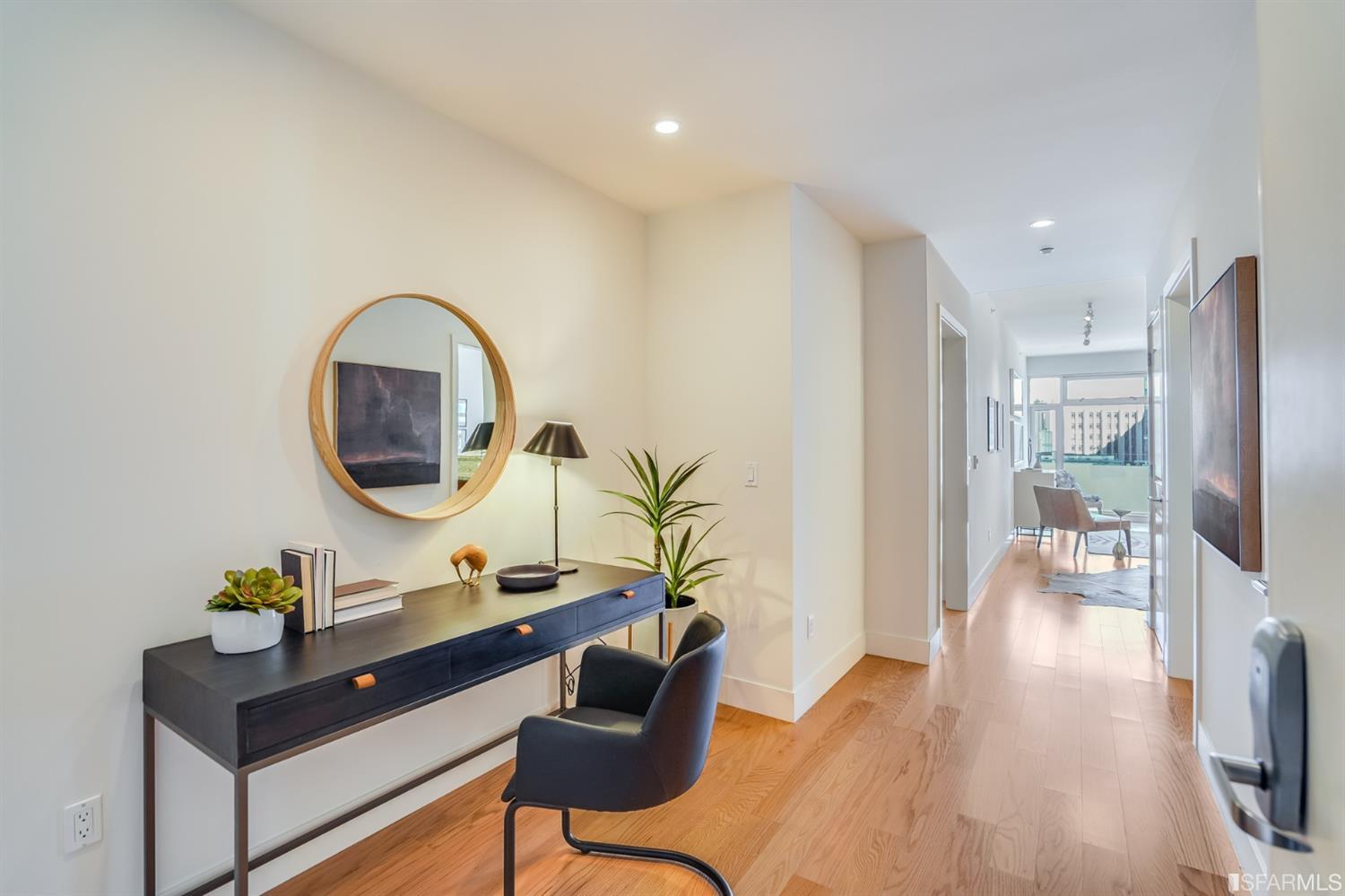 77 Van Ness Avenue Unit: 707