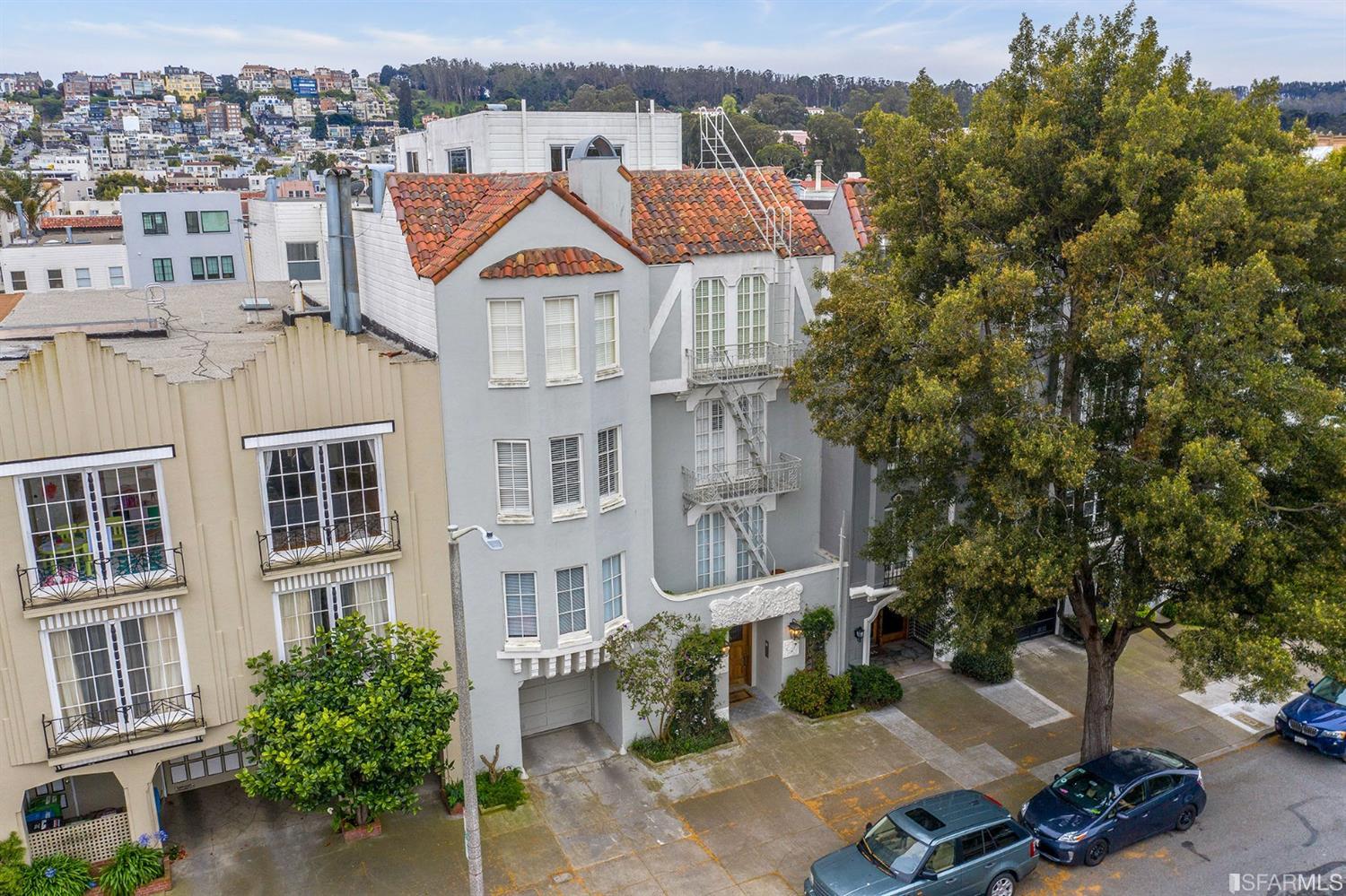 2235 Beach Street Unit: 202