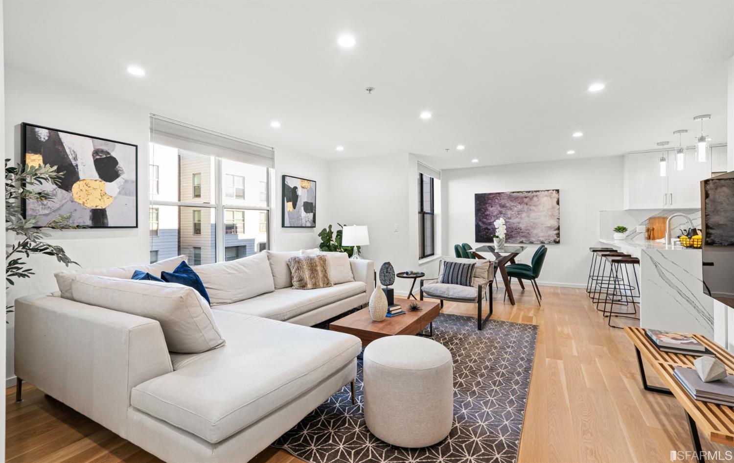 601 Alabama Street Unit: 303