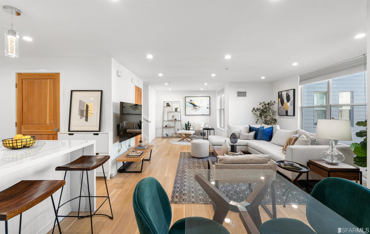 601 Alabama Street Unit: 303