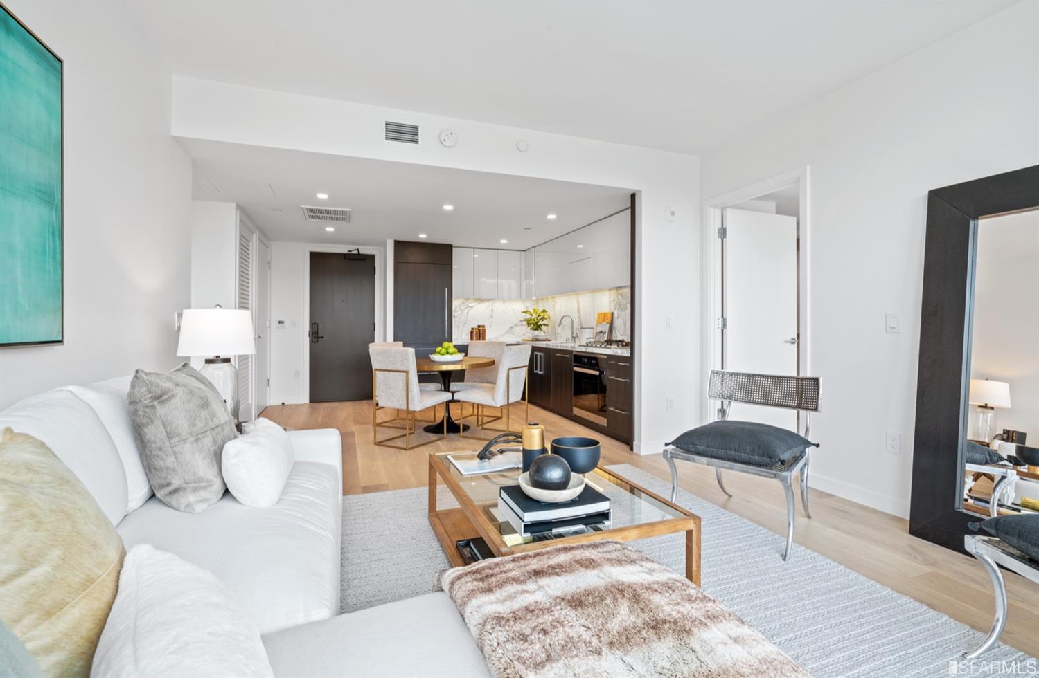 3131 Pierce Street Unit: 304