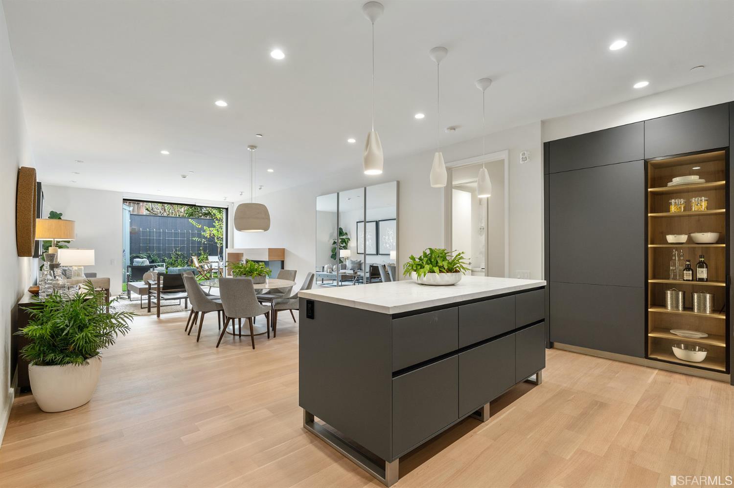 858 Capp Street Unit: 1