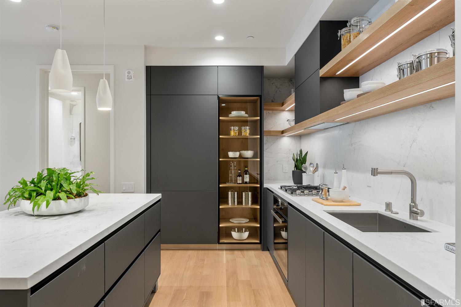 858 Capp Street Unit: 1